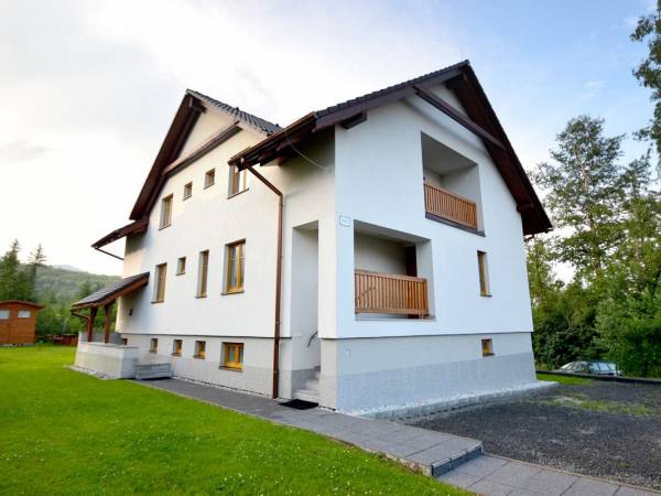 Vila Ľudmila w Tatrzańskiej Łomnicy