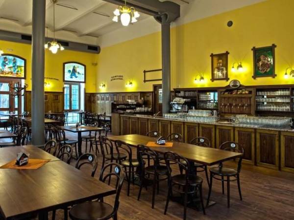 Centrum Walzel - Restauracja Szwejk. Źródło: