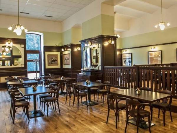 Centrum Walzel - Restauracja Szwejk. Źródło: