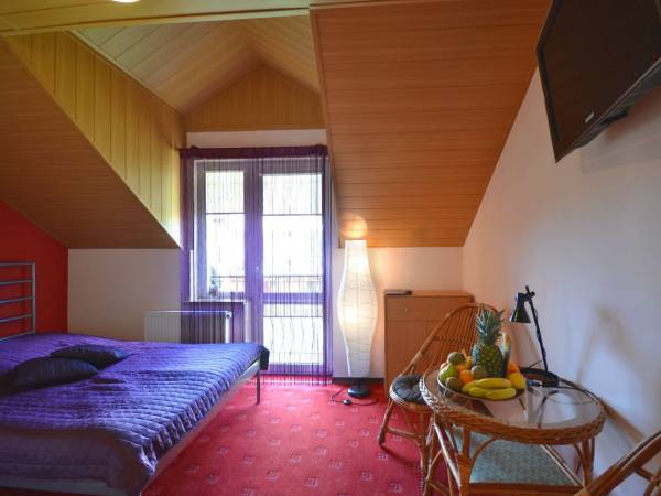 pok 2os nr 1 z wypustką balkonową