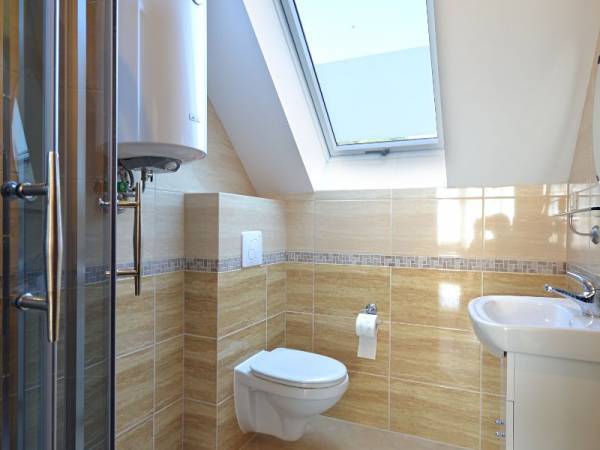 Łazienka w apartamencie na piętrze