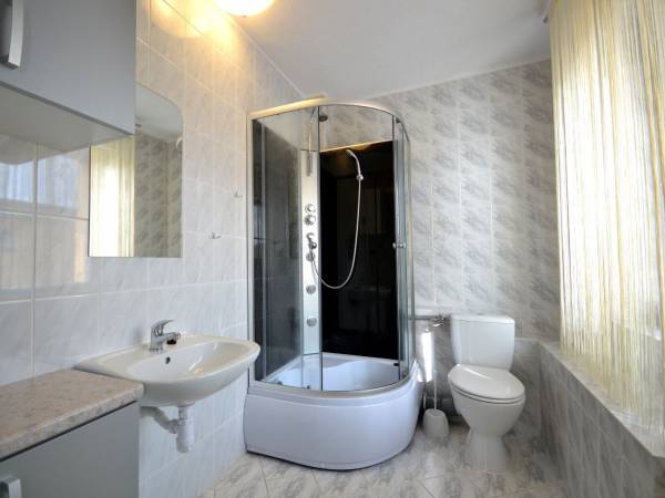 Pokoje i Apartamenty u Gosa