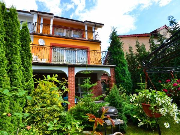 Pokoje i apartamenty Dom Gościnny Alina 