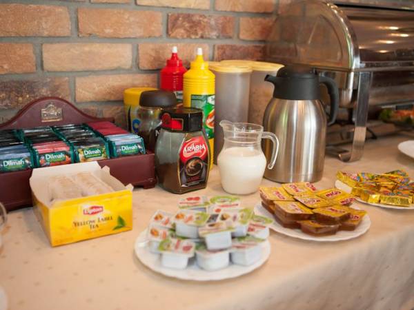 16 gatunków herbat. Mało? Zapytaj peronel i zamów! Następnego dnia spełnimy Twoje zamówienie.