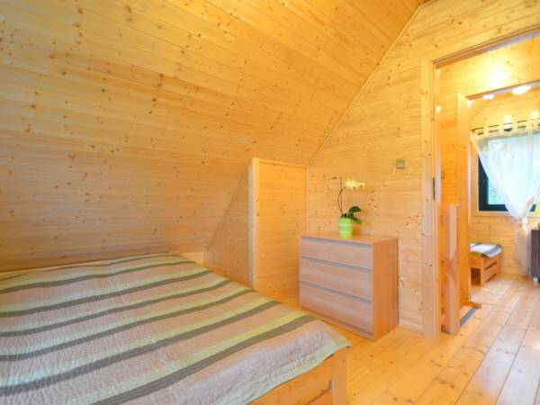 duża sypialnia piętro