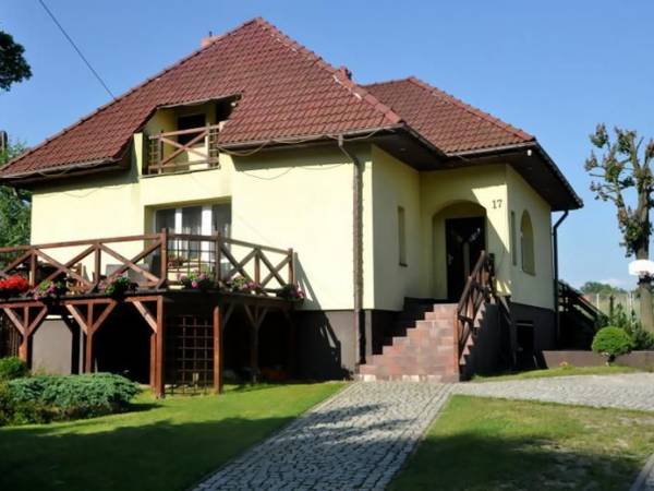 Pokoje Gościnne Na Szlaku