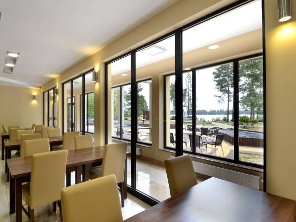 Hotel Sanvit Lake Resort & Spa