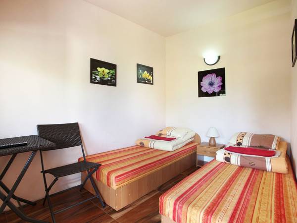 Pokoje gościnne LECH-POL pod Klasztorem