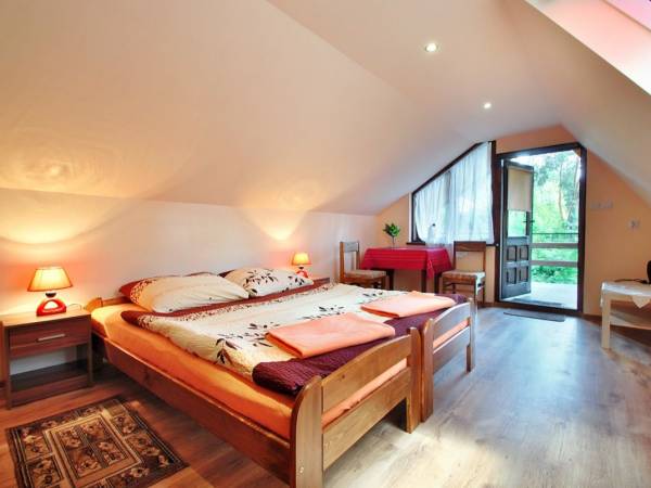 Agroturystyka Pod Sosnami, Młyńska Chata Domek