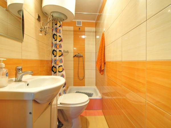 Agroturystyka Pod Sosnami, Młyńska Chata Domek