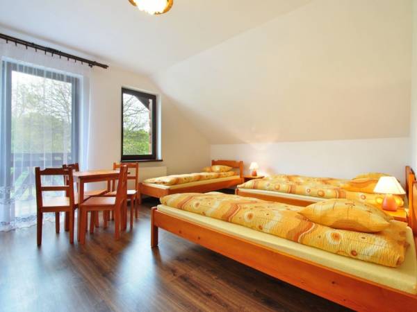 Pokój 4-osobowy na piętrze z balkonem