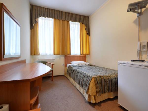 Ośrodek Kultury i Rekreacji - Mickiewiczowskie Centrum Turystyczne