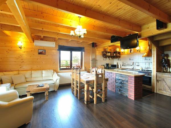 Domy nad jeziorem Blanki