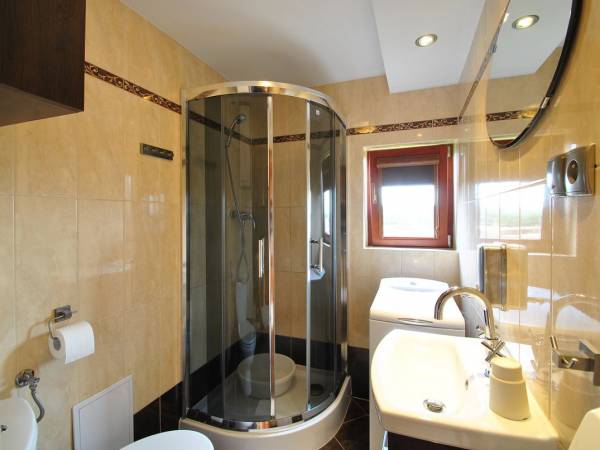 Domy nad jeziorem Blanki