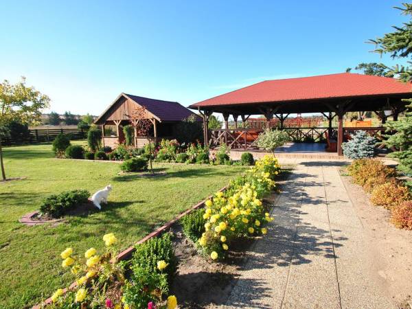 Willa oraz domki Mycyny