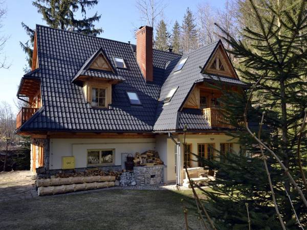 POKOJE i APARTAMENTY REGIONALNE