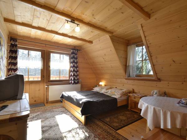 POKOJE i APARTAMENTY REGIONALNE