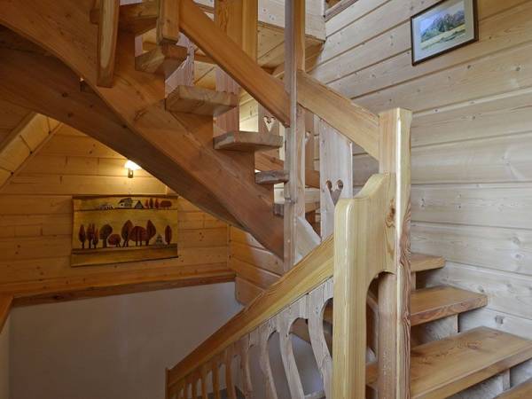 POKOJE i APARTAMENTY REGIONALNE