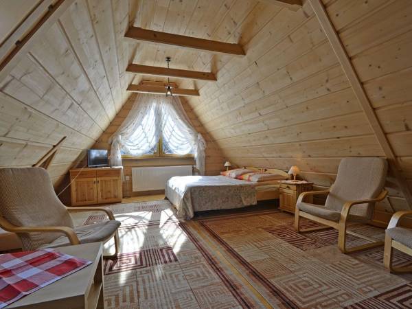 POKOJE i APARTAMENTY REGIONALNE