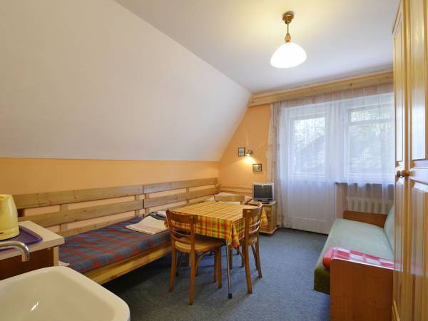 POKOJE i APARTAMENTY REGIONALNE