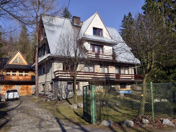 POKOJE i APARTAMENTY REGIONALNE