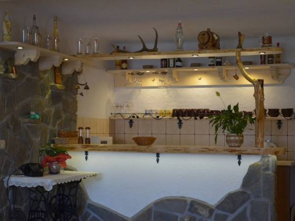 Jadalnia z aneksem kuchennym 