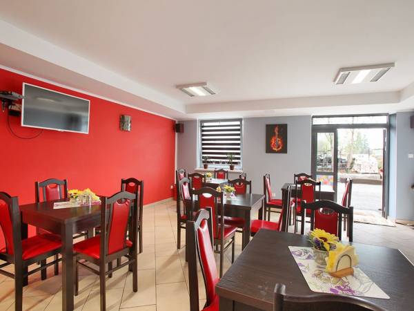 Noclegi Katowice mPark Śniadania Obiady Kolacje