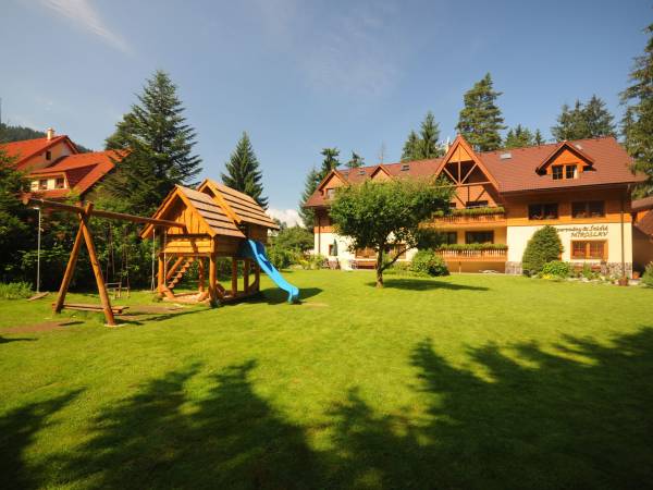 Apartamenty oraz Studia Miroslav