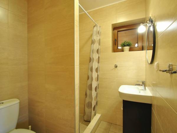 łazienka w domkach 1 - 8