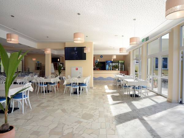 Rodzinny Klub Wypoczynkowy Niebieskie Migdały 