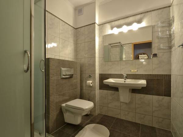 pokój nr 4 - łazienka