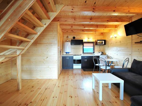 Domki Nadia z basenem