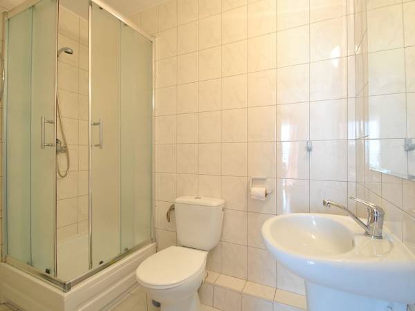 LAZIENKA pokój nr 2