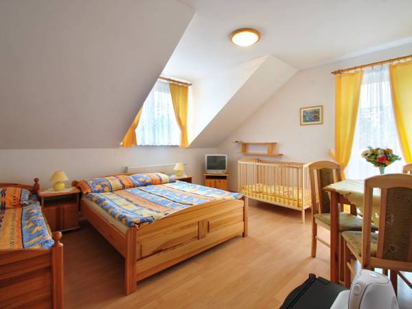 pokój 4-osobowy nr 7