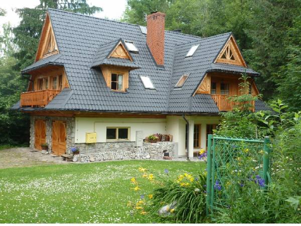 POKOJE i APARTAMENTY REGIONALNE