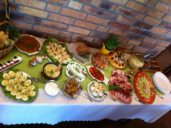 Nasz stół na weekend Bożego Ciała w 2014 roku.