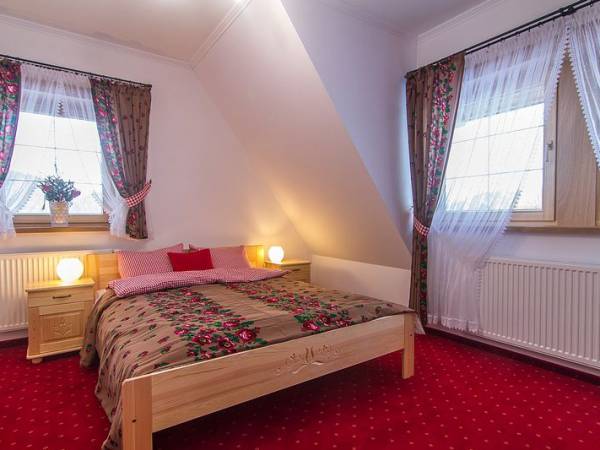 Ośrodek i Domki Góralskie- Folk Resort