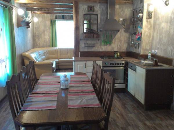 Chata nad jeziorem Bory Tucholskie