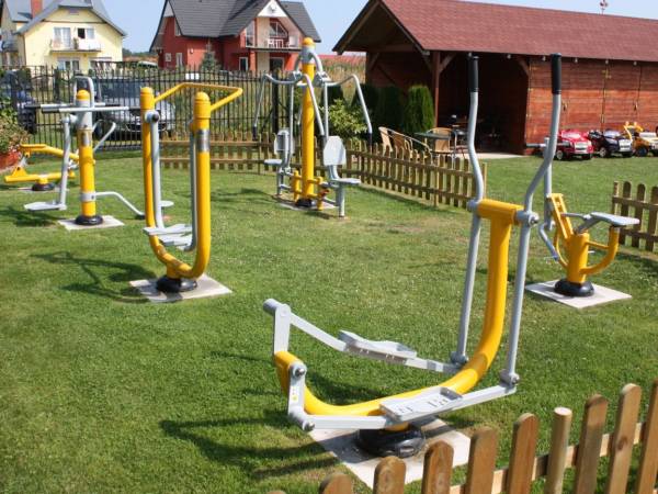 siłownia zewnętrzna