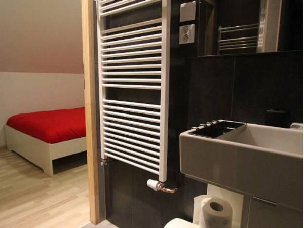 ŁAZIENKA/BATHROOM 2