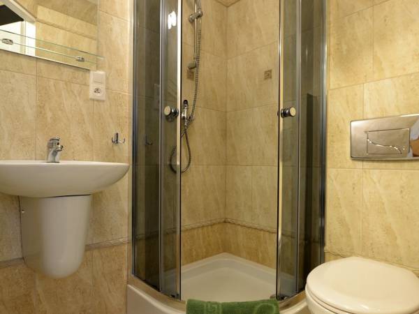 Łazienka pokoju dwuosobowego