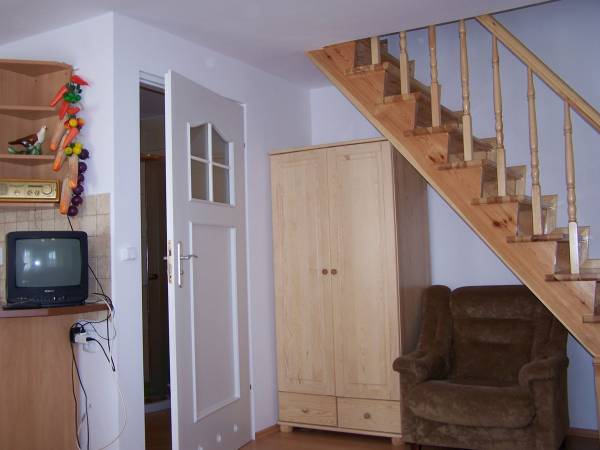 Domek-wejście do sypialń