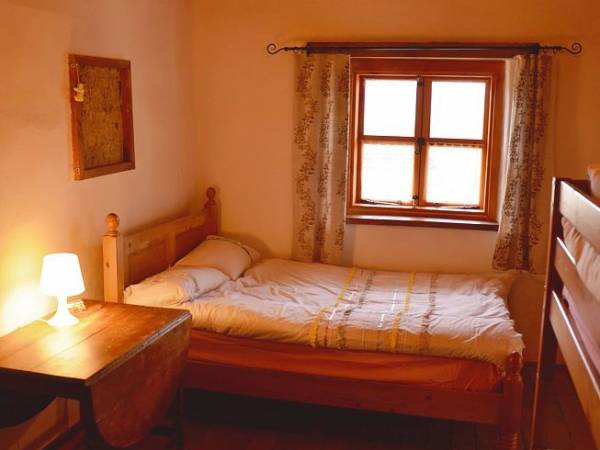 Stylowa Chata w Bieszczadach, KOMINEK, GRILL, panorama na góry, cisza