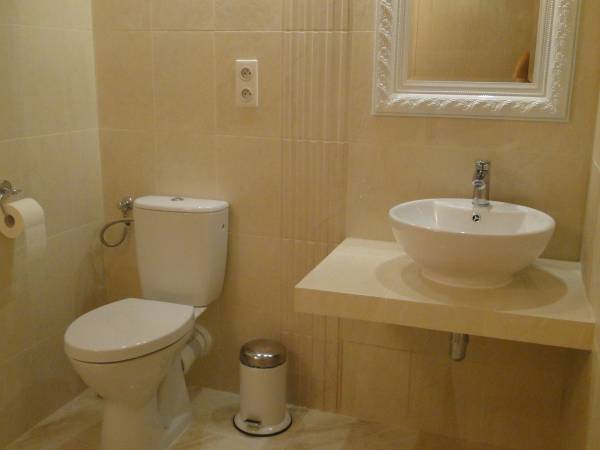 Łazienka dla pokojów 5 i 6