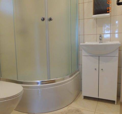 łazienka w domku 2-3os.