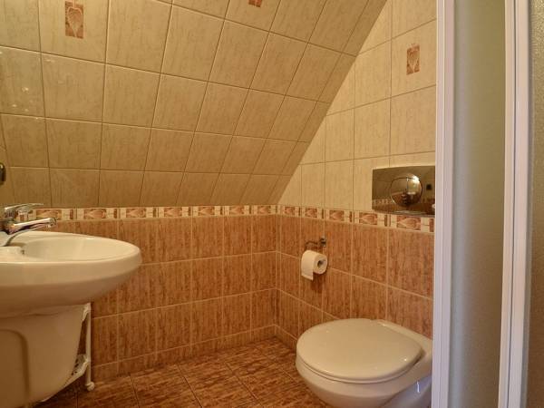 łazienka - pokój łososiowy