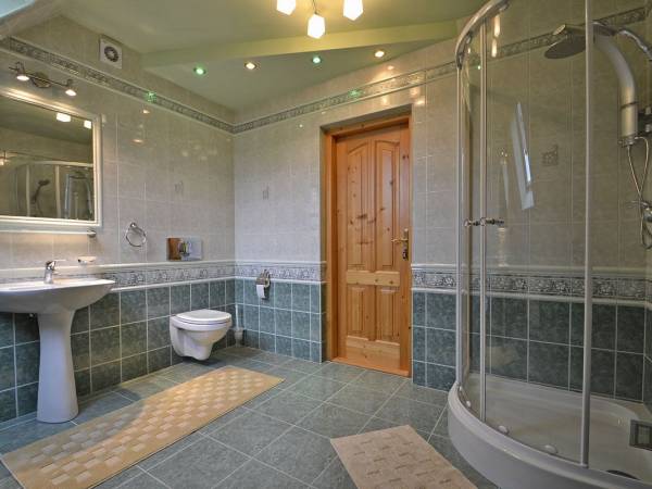 łazienka - pokój czerwony