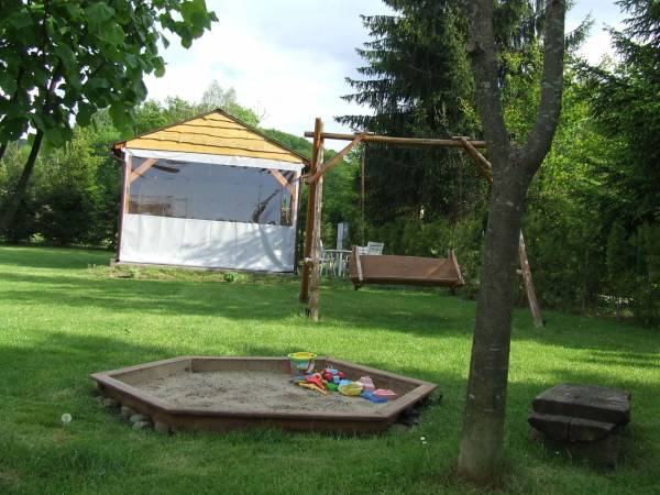 W Zaciszu Solina -noclegi 