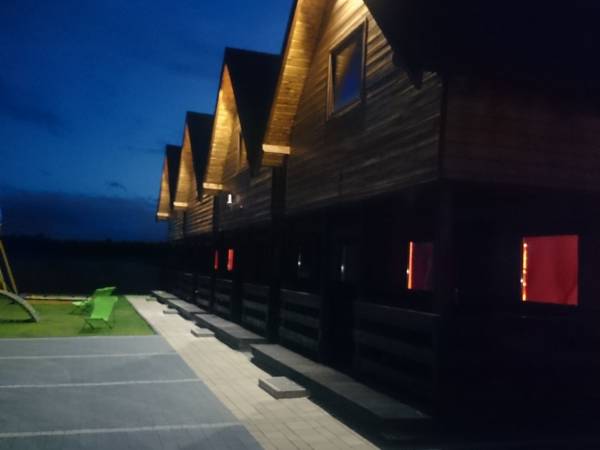 Domki Nadia z basenem