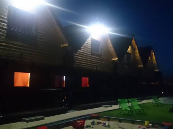 Domki Nadia z basenem